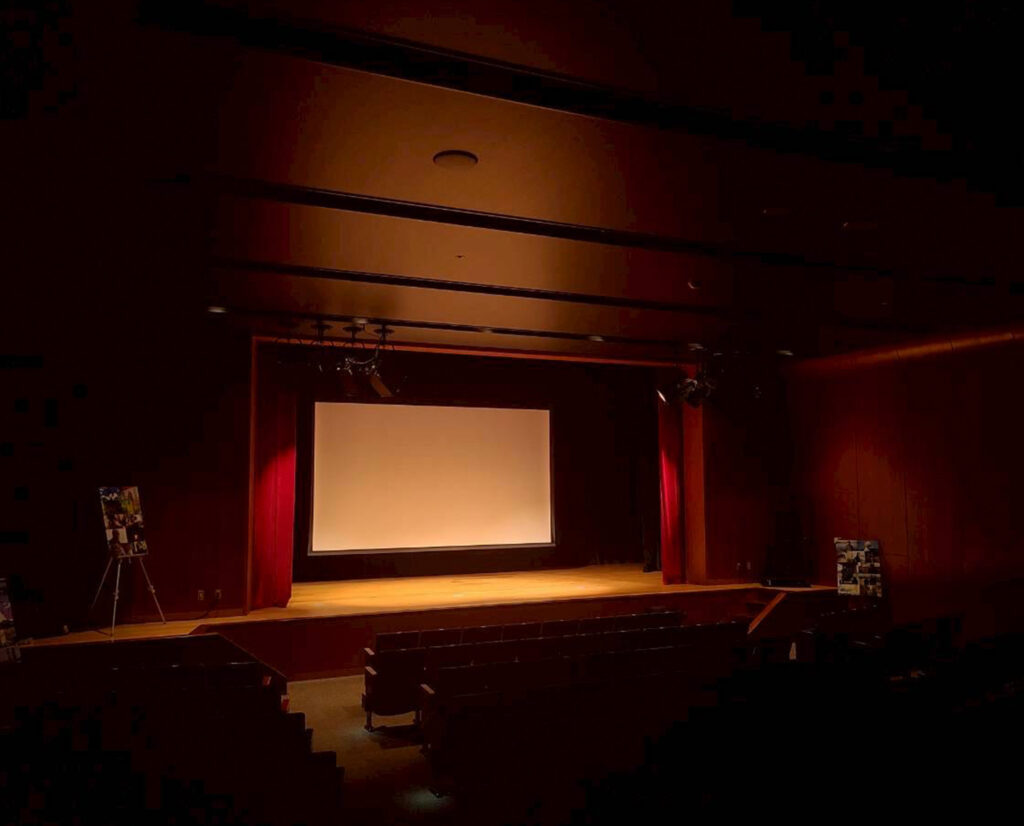 福岡市美術館ミュージアムホール